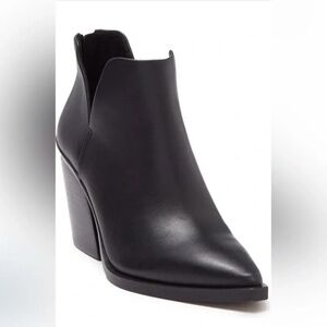 Vince Camuto Gigietta  Black Leather Booties